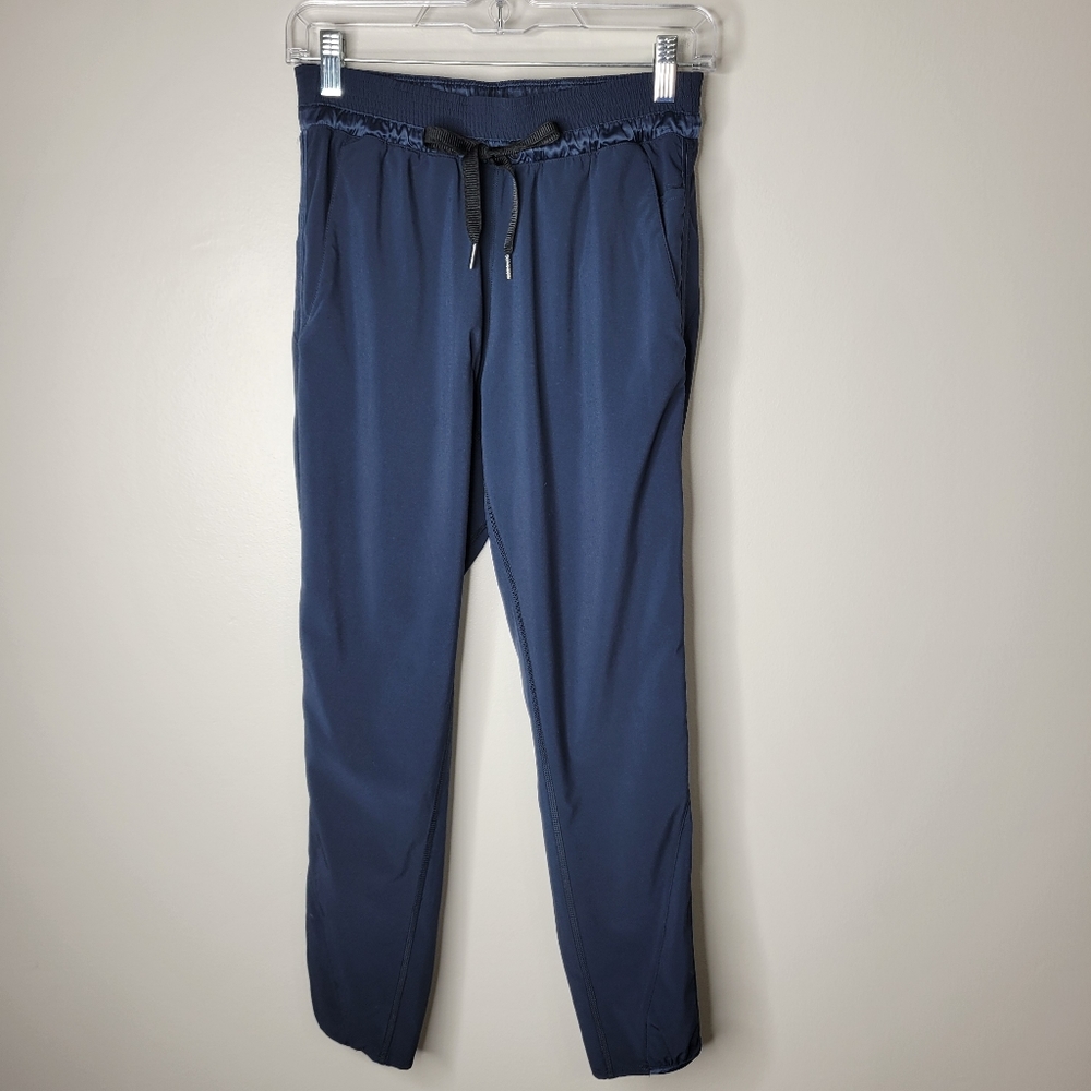 Lululemon &Go On The Go Jogger